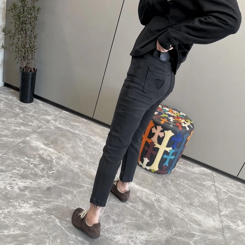 大码女装洋气百搭显瘦直筒牛仔裤2025秋季新款弹力复古九分烟管裤