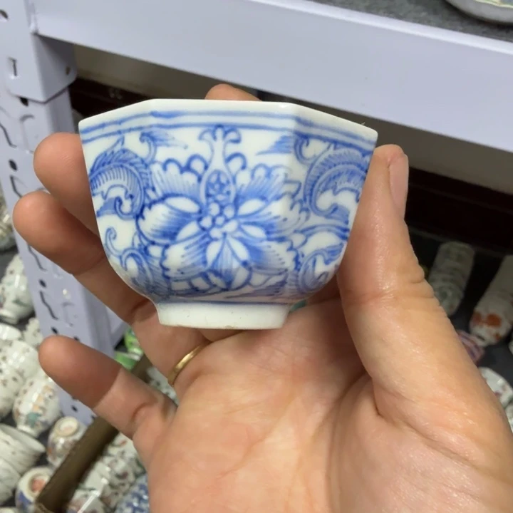 景德镇陶瓷杯子盖碗