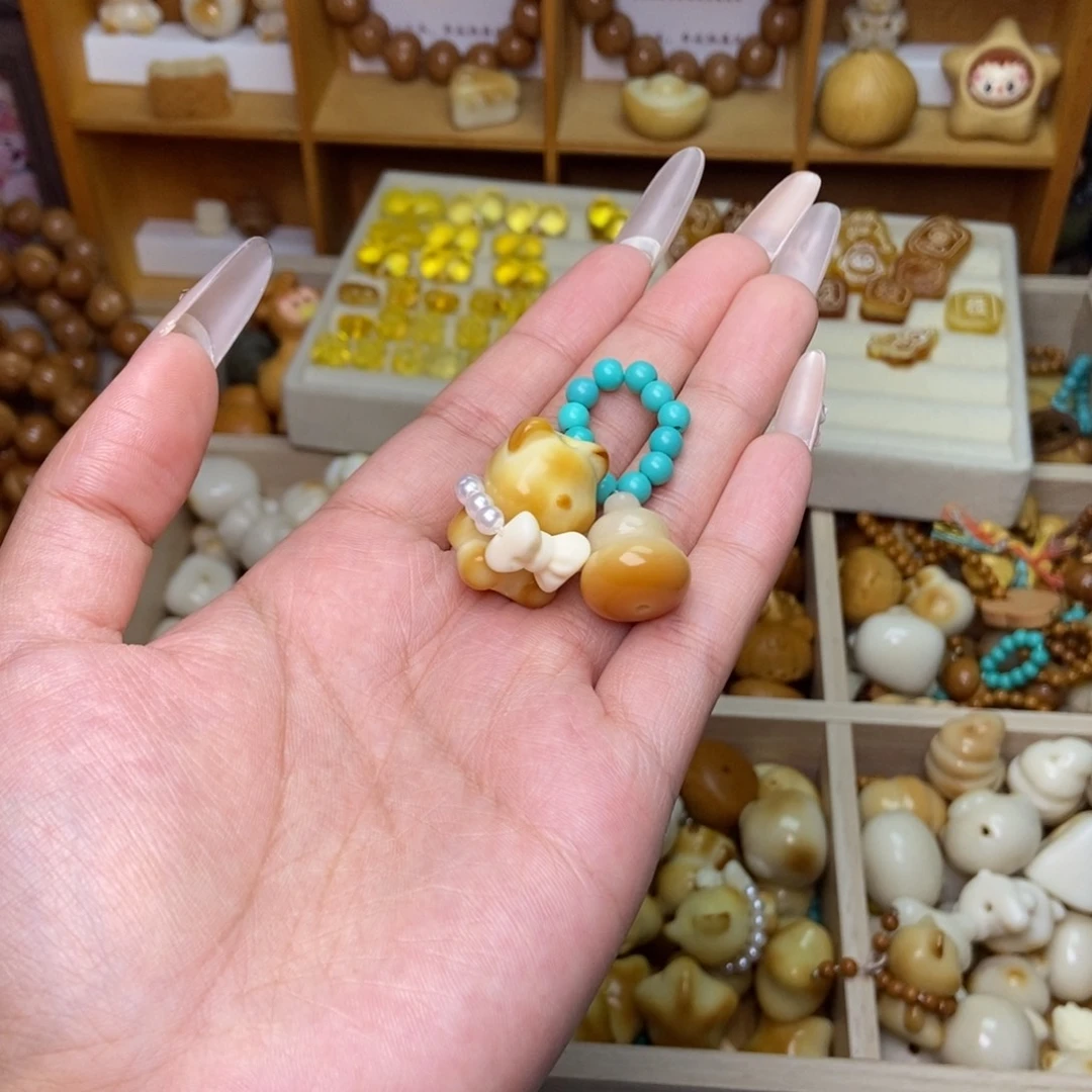 吊坠猴头核桃绅士小熊葫芦滴流