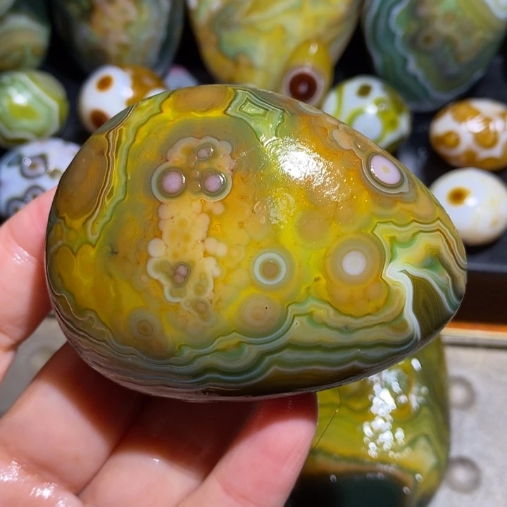 未镶嵌玛瑙/玉髓珠宝半成品75