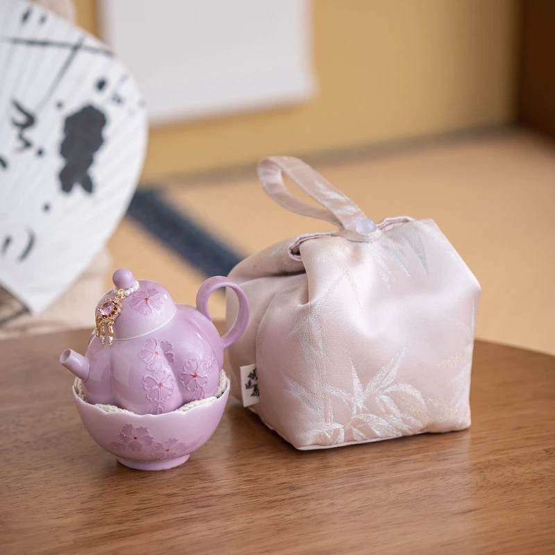 樱花粉釉下手绘陶瓷一壶一杯泡茶壶茶杯便携式旅行茶具布包套装