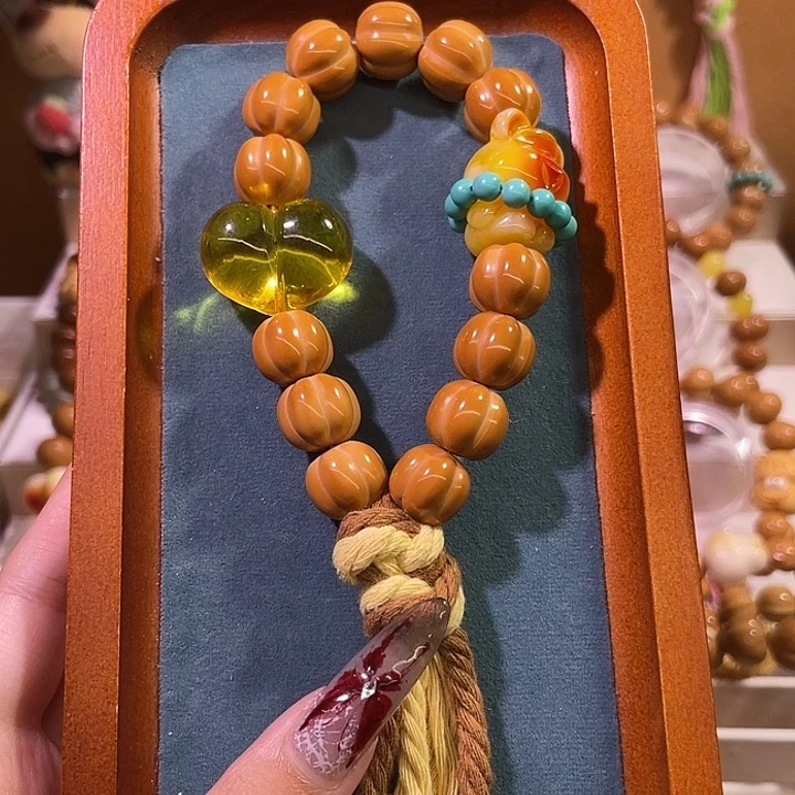 吊坠猴头核桃泡芙南瓜卡14小手持小熊款