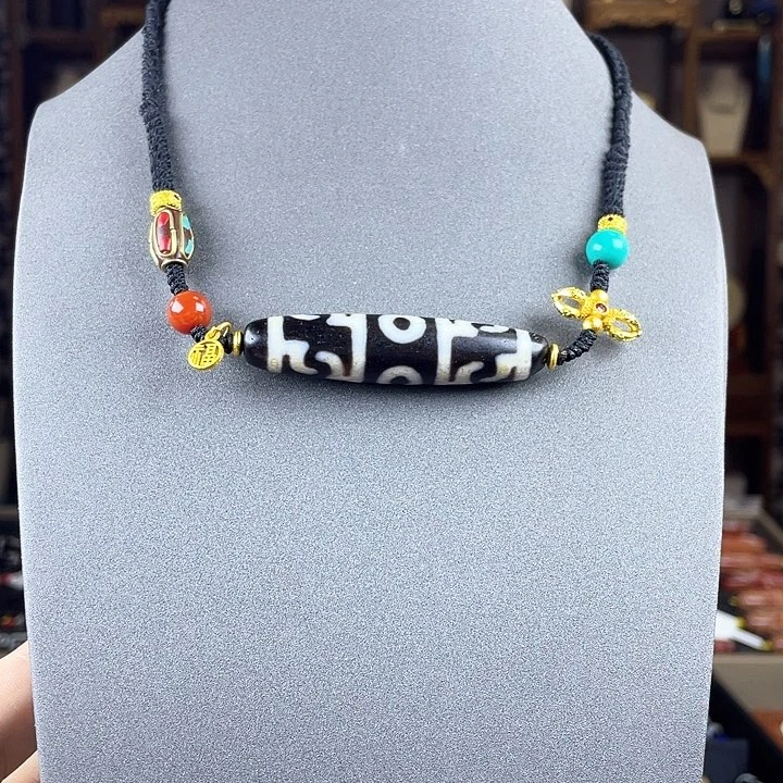 玛瑙/玉髓颈饰合金