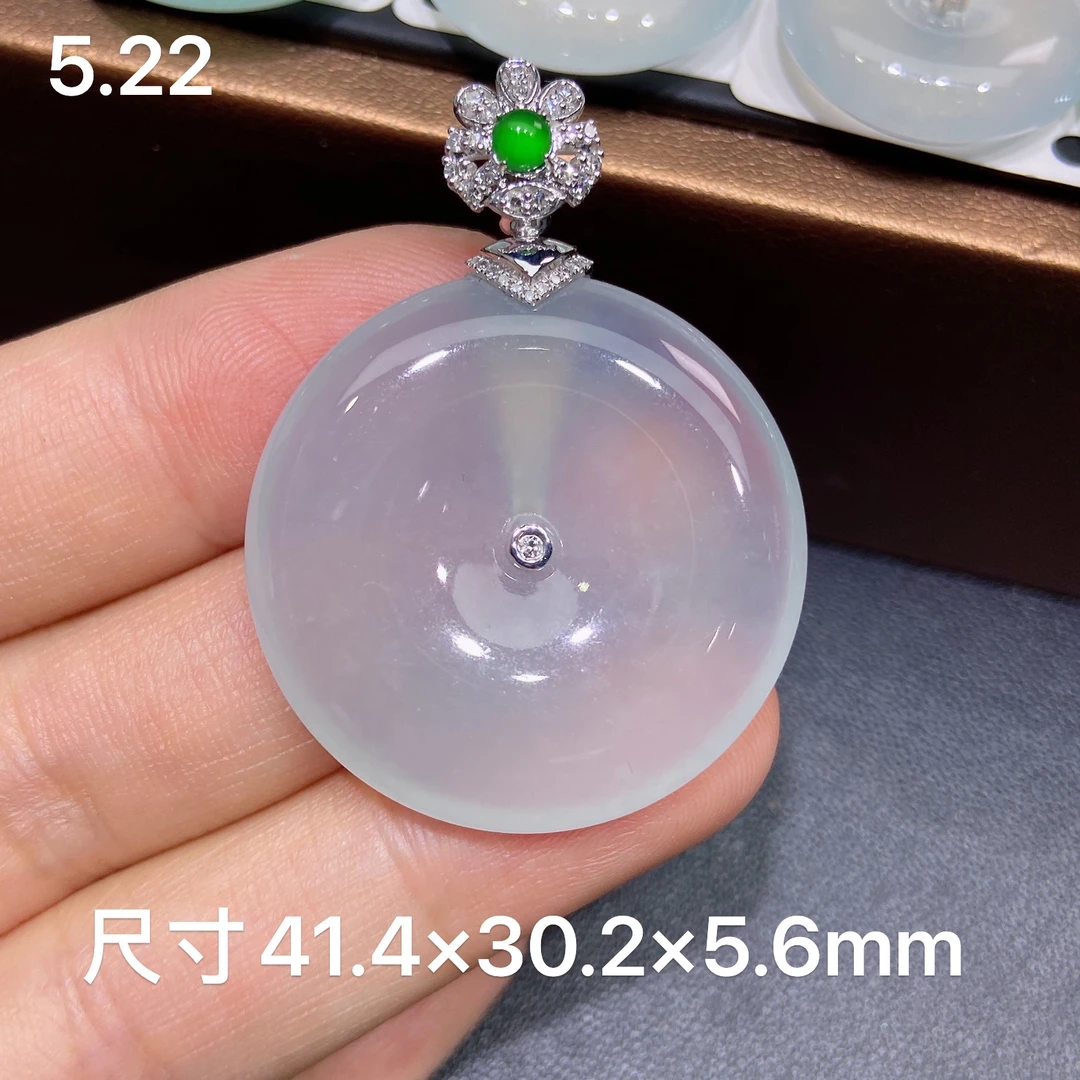 缅甸 天然A货翡翠，18k金镶嵌正冰种 白月光平安扣吊坠精美毛衣链S