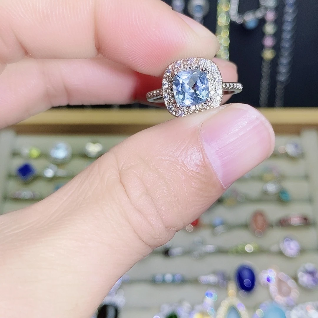 未镶嵌戒指托帕石