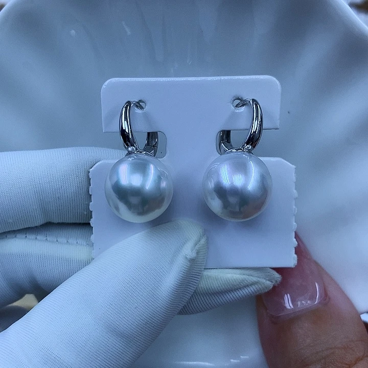 耳饰海水珍珠18K金镶嵌