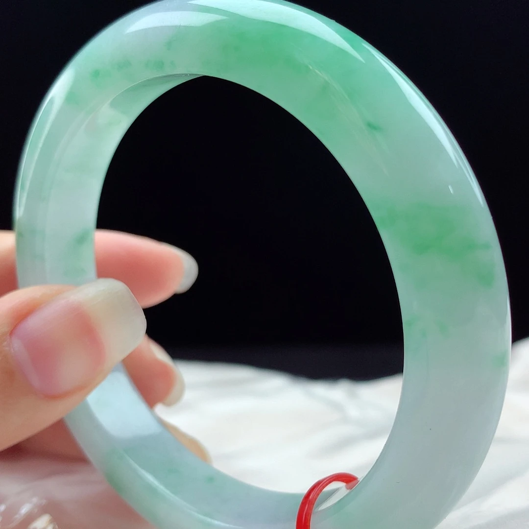 未镶嵌手镯翡翠0065，