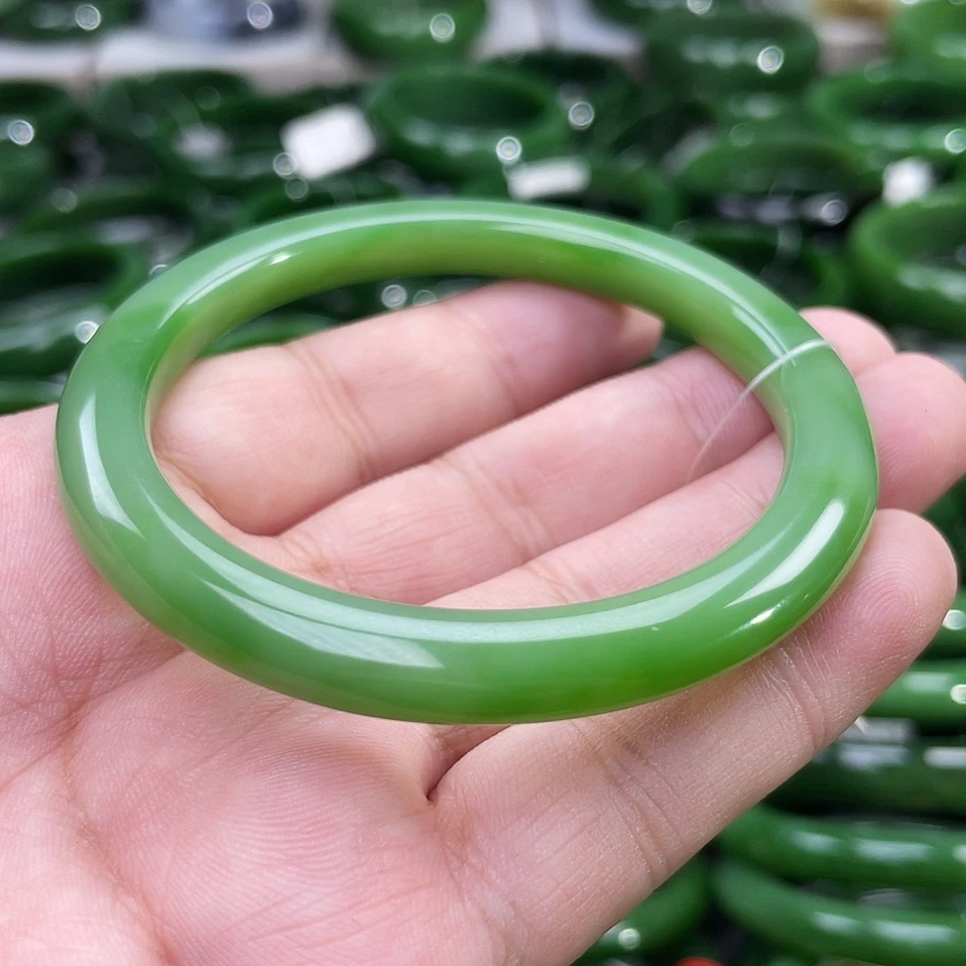 未镶嵌手镯和田玉（碧玉）