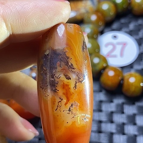 未镶嵌颈饰玛瑙/玉髓千**山