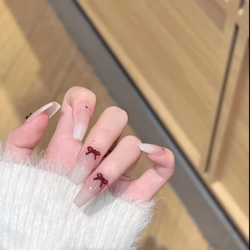 【初恋】纯手工穿戴甲ins百搭纯欲显白简约光疗甲美甲穿戴甲片