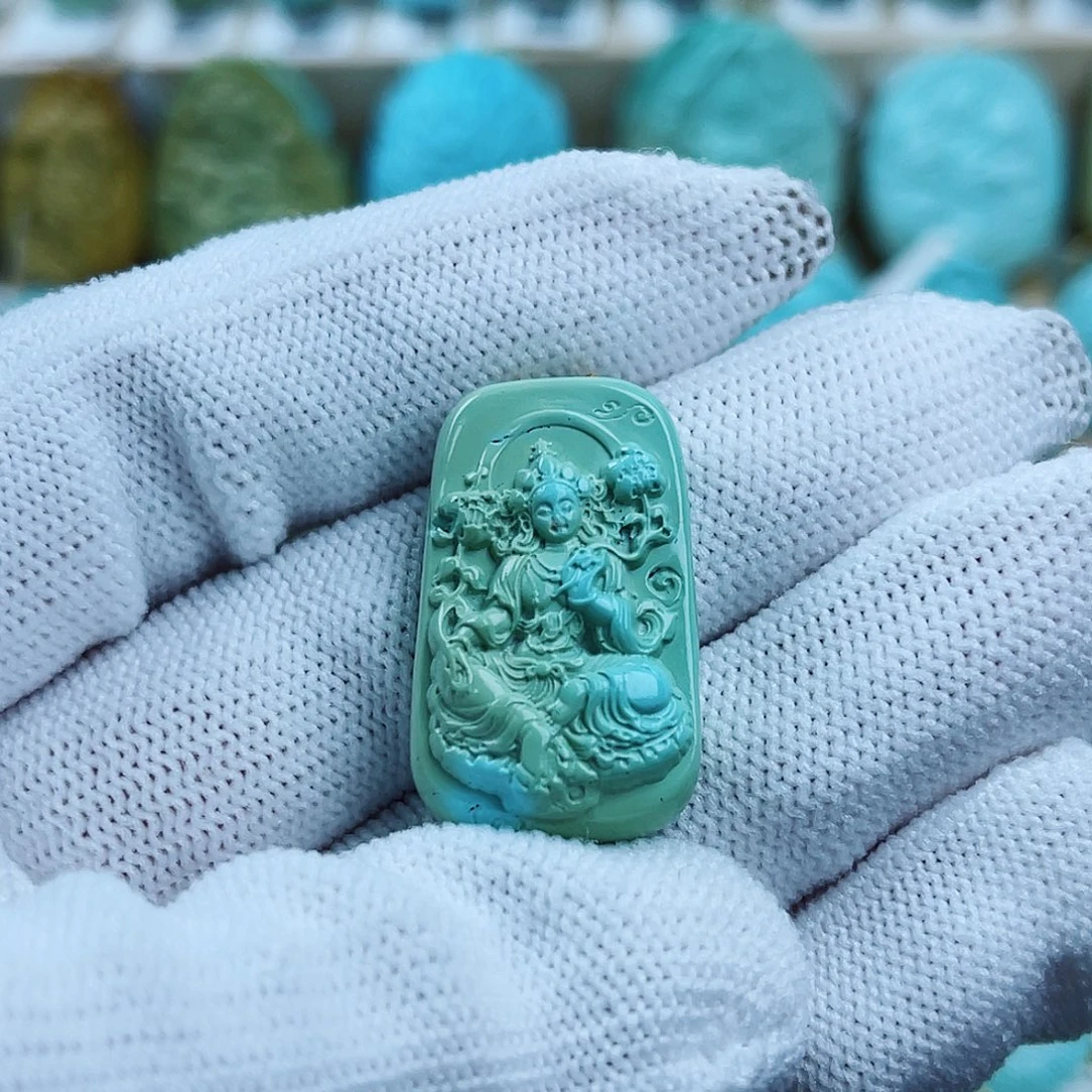 绿松石未镶嵌珠宝奇石