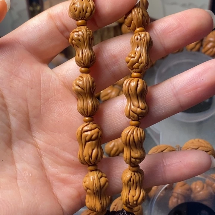 文玩核桃手串秦岭野生龙纹桃核11
