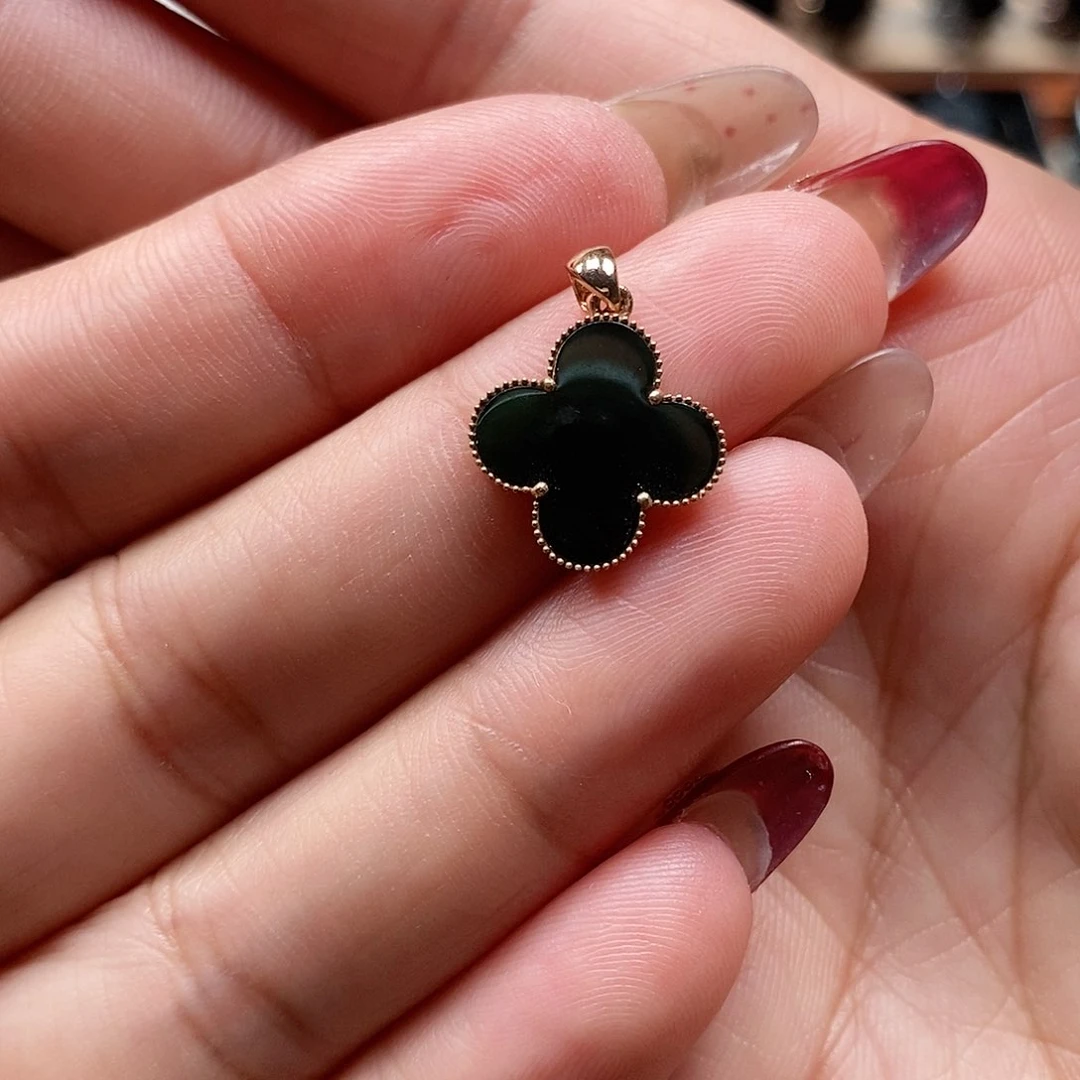 翡翠颈饰18K金镶嵌墨翠