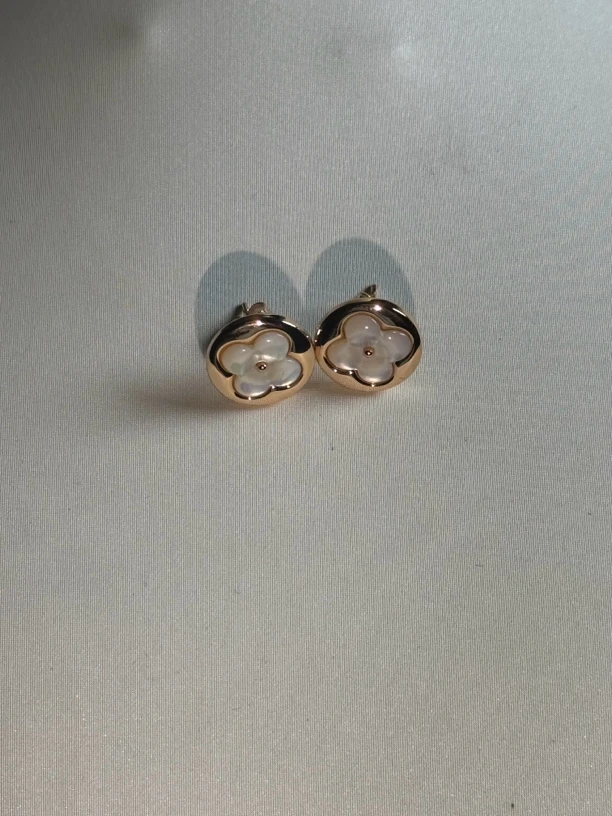 耳饰 时尚四叶草耳钉A776