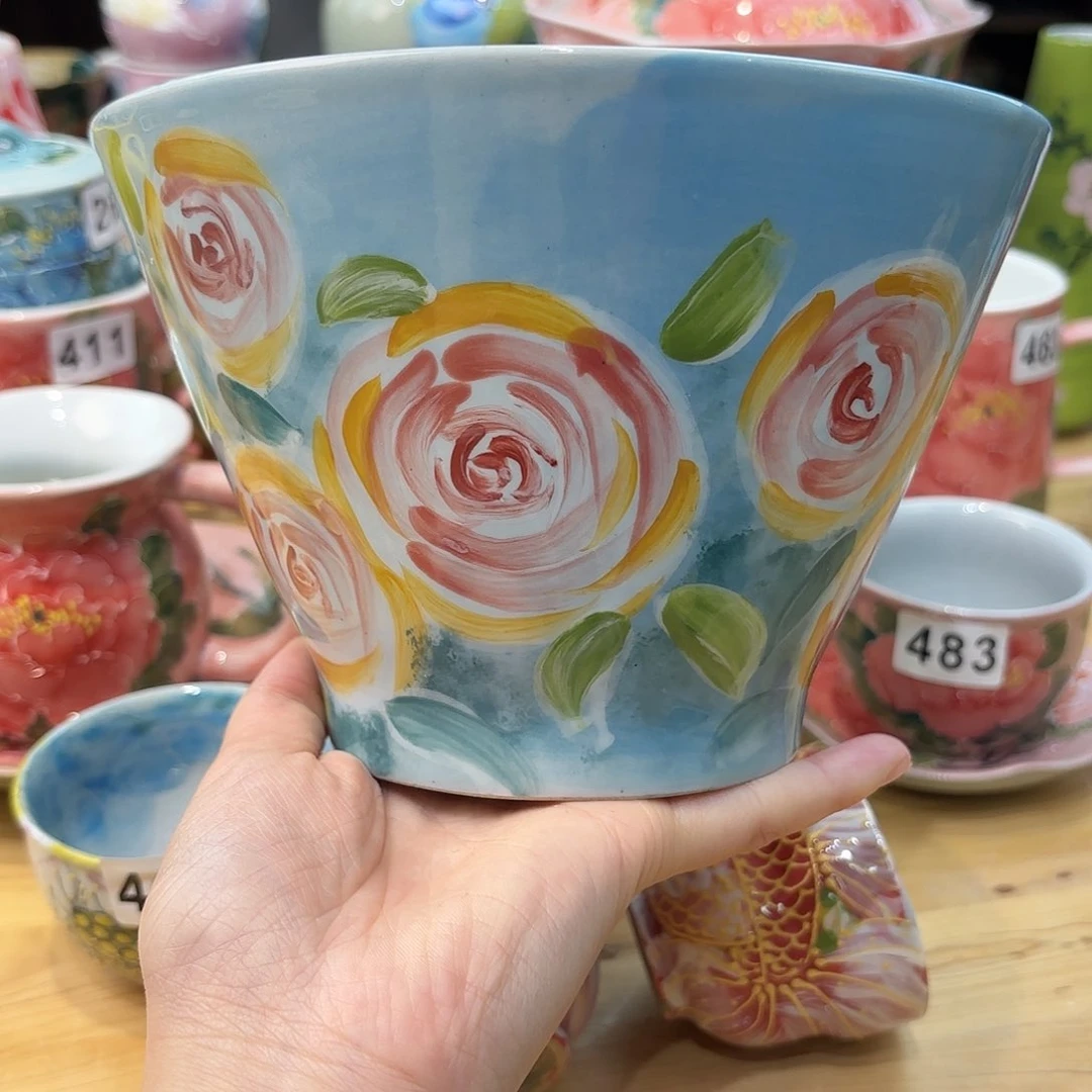 瓷片兔兔盖茨。兔兔好