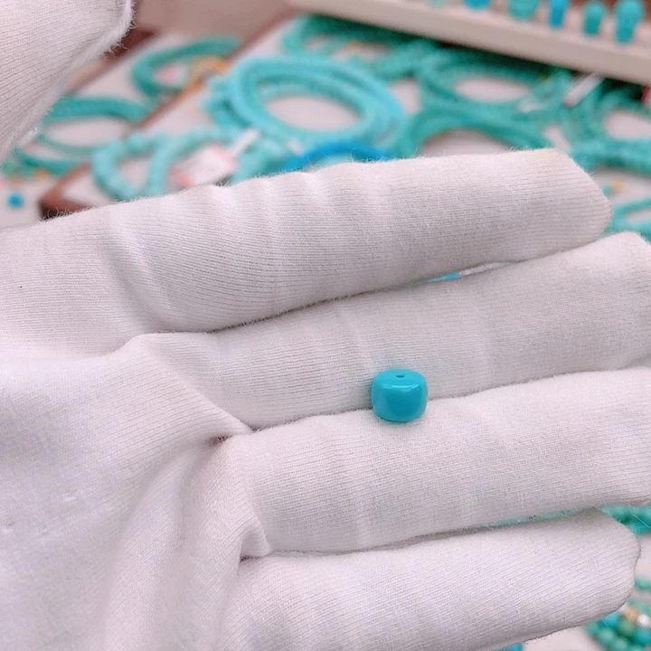 绿松石未镶嵌直切7.7