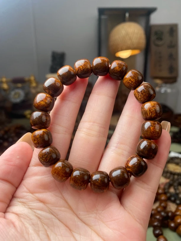 （软油龙鳞）巴布亚贡木高油脂老型10×11单圈手串