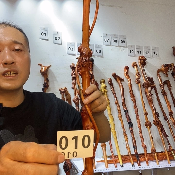 L***L黑果木云南黑果木树榴摆件