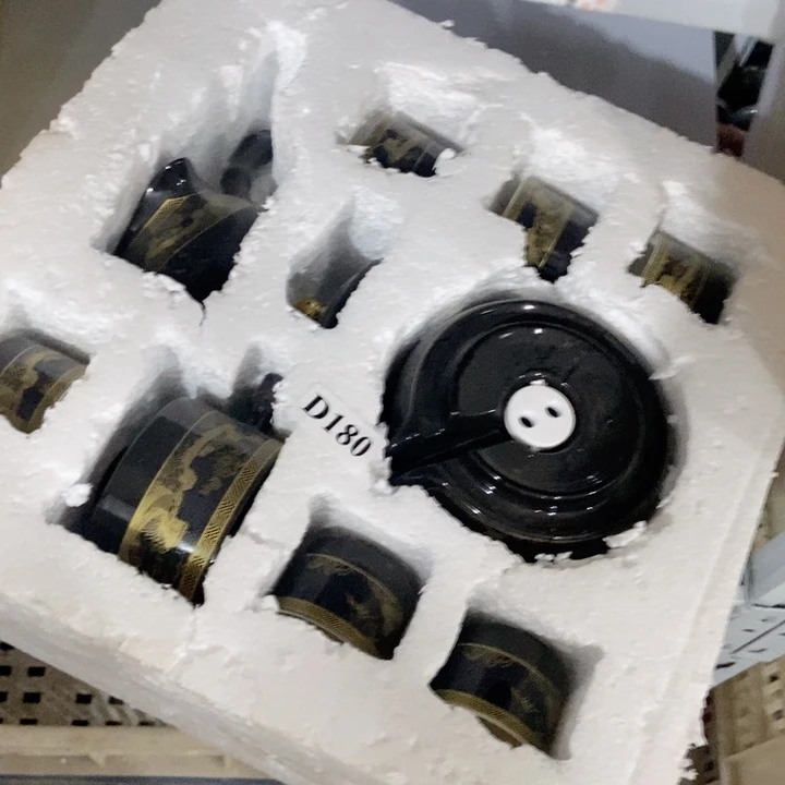 茶具微瑕，介意勿拍