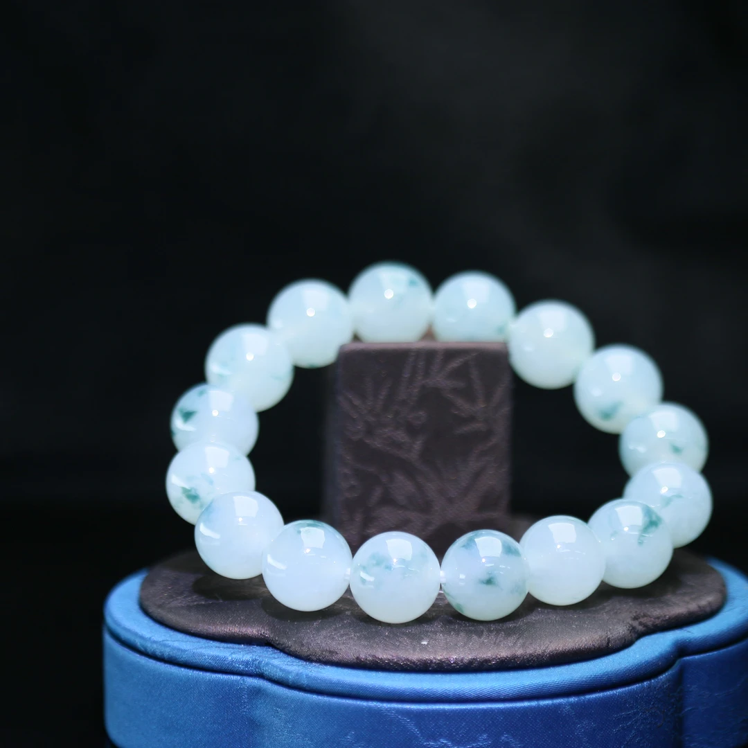 32天然缅甸翡翠A货飘花手串/200167/北京银座拍卖