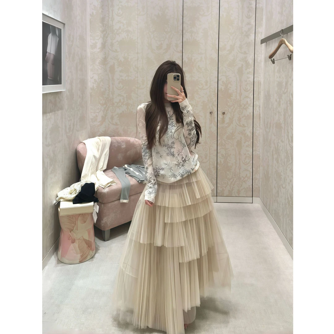 【薄软假日】2025秋季新款重工刺绣植物花卉马海毛上衣配半身裙套装