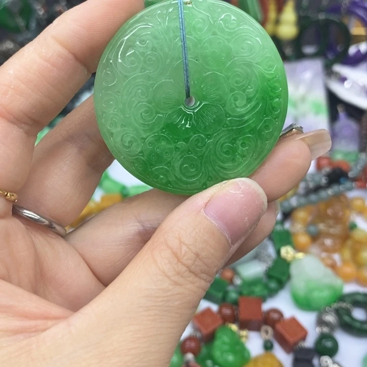 翡翠未镶嵌颈饰项链4