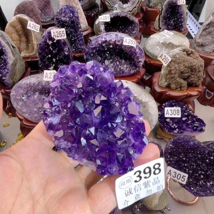 未镶嵌大型摆件（非配饰）水晶