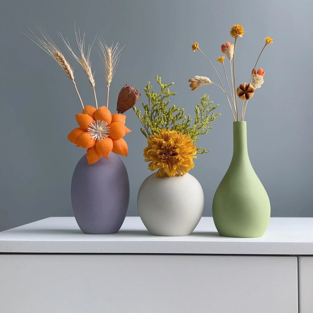 摆件陶瓷小花瓶摆件含花总高约20-30cm