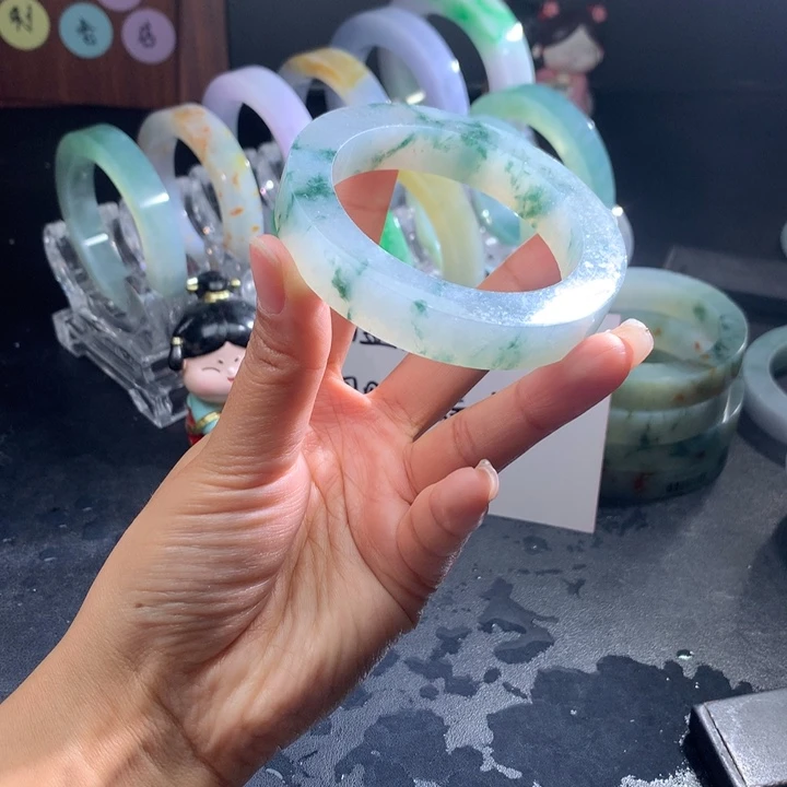 定制翡翠手镯未镶嵌