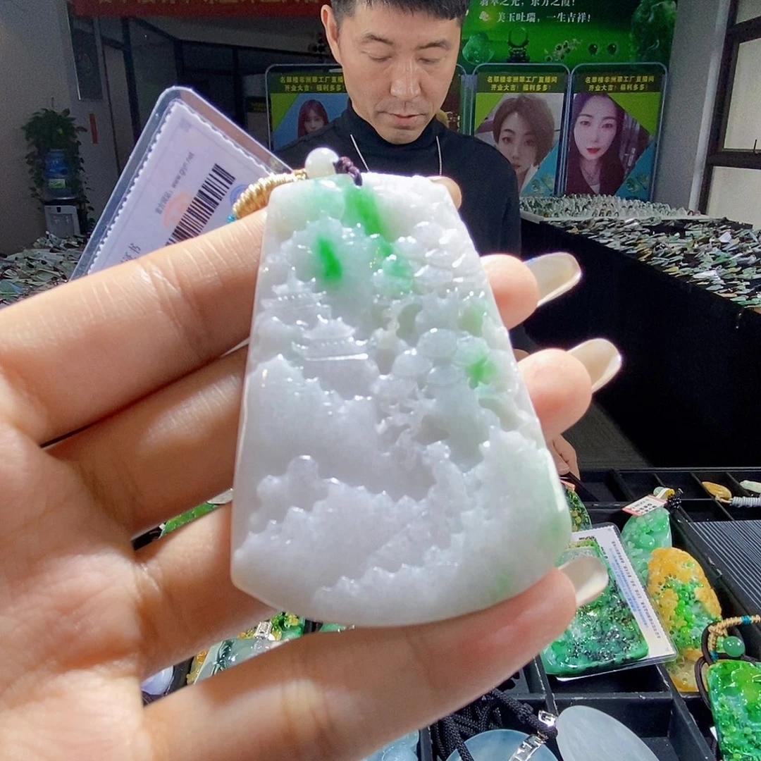颈饰未镶嵌翡翠翡翠