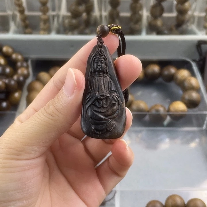 沉香手串越南芽庄白奇观音吊坠