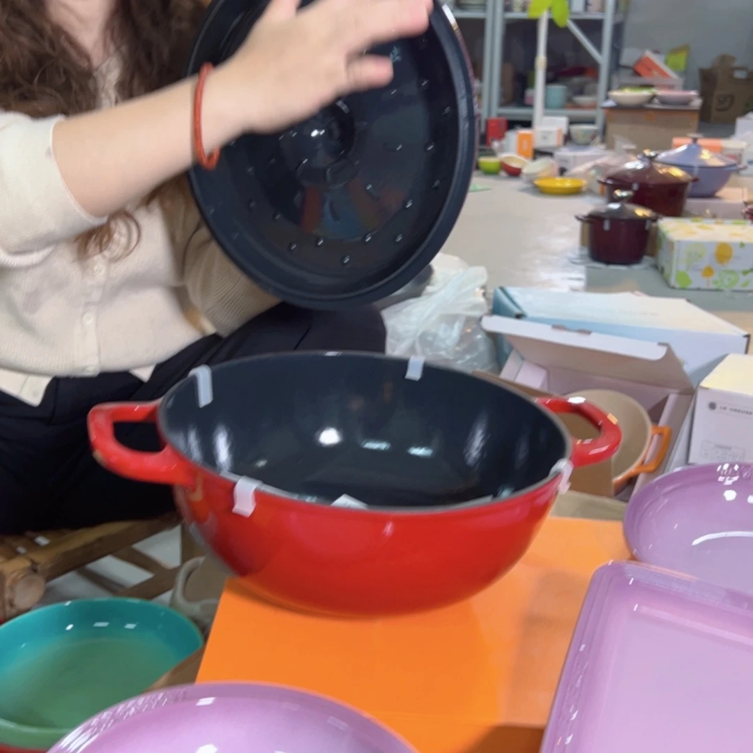 陶瓷26红色公爵妈咪锅