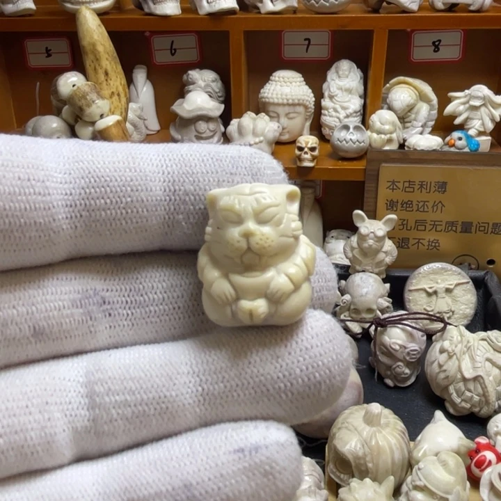皮质非金属配饰鹿角雕刻老虎
