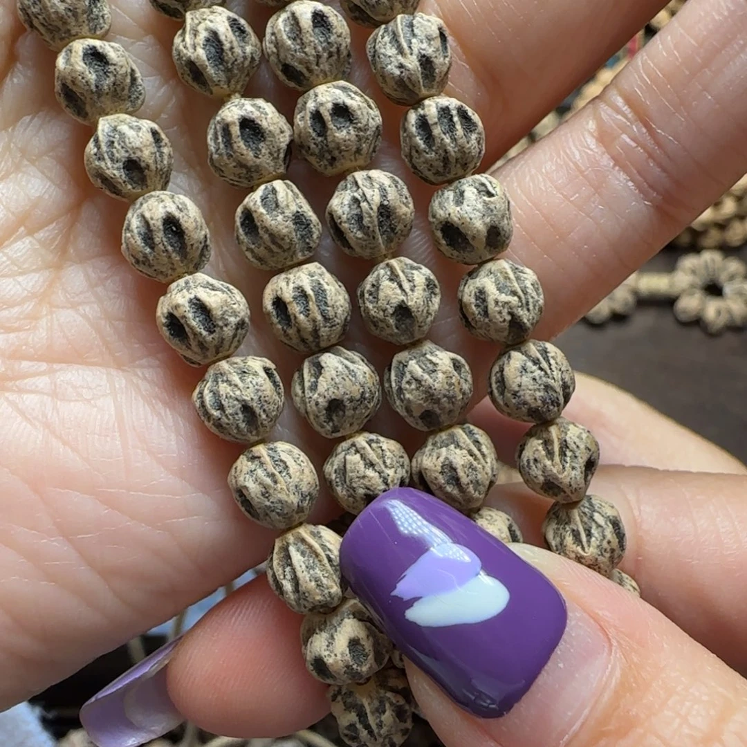 过***已吊坠柏香籽/百香籽