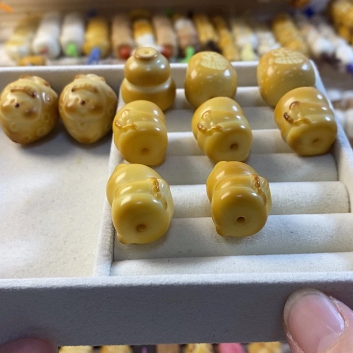 ****兜吊坠菩提根/象牙果