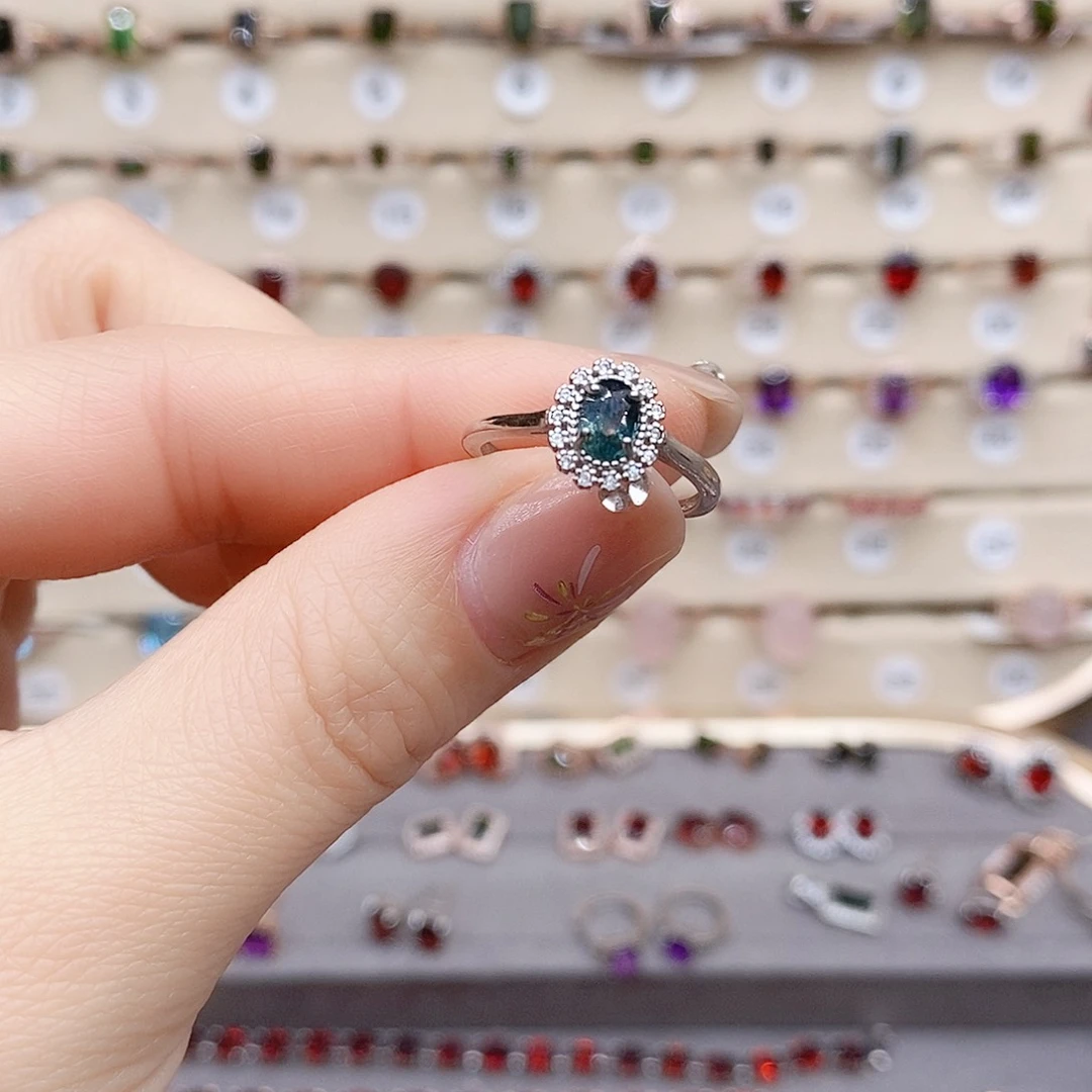 蓝宝石戒指银S925镶嵌戒指