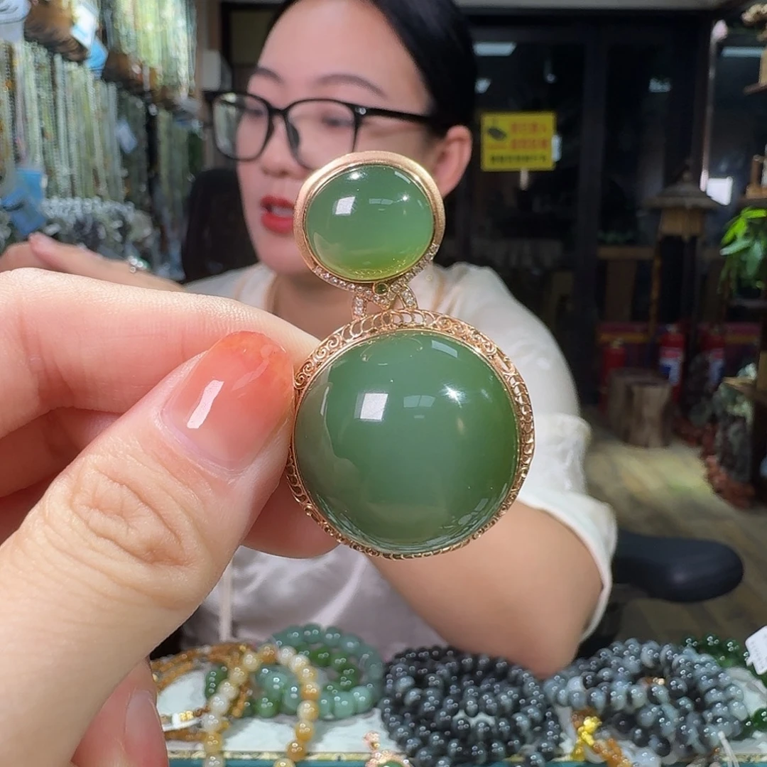 18K金镶嵌手链和田玉