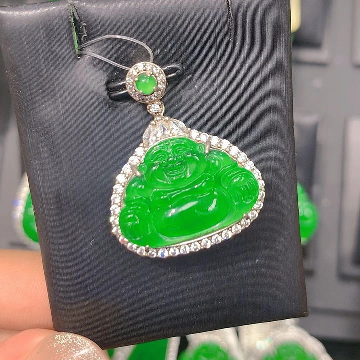 颈饰银S925镶嵌翡翠元气