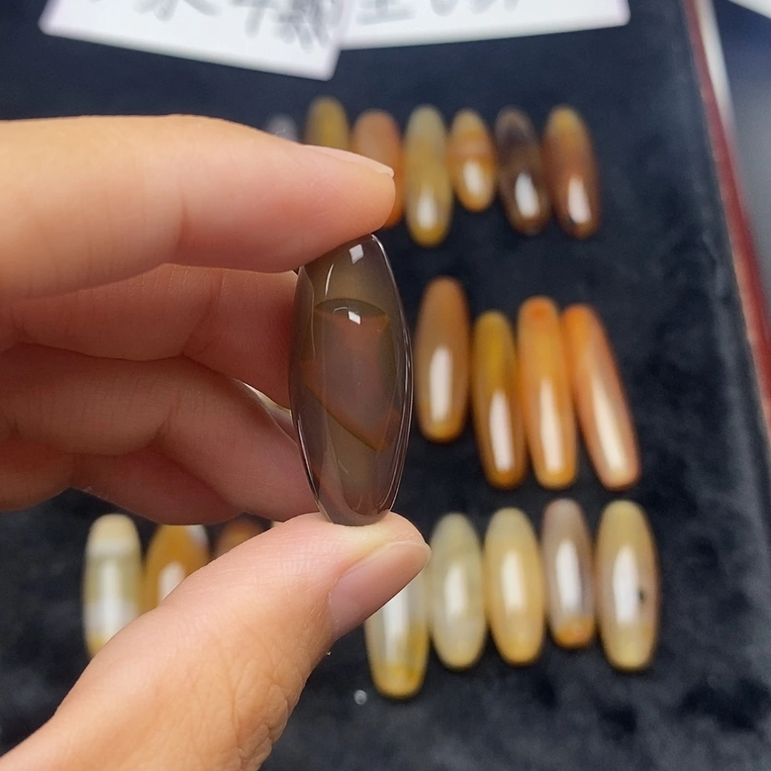 *****玛瑙/玉髓颈饰未镶嵌