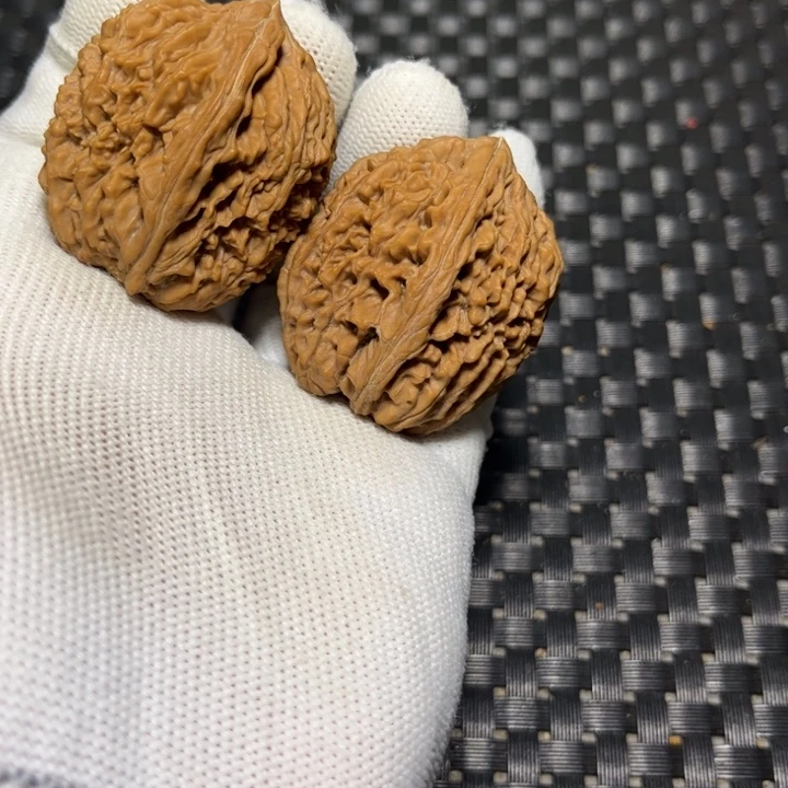 文玩核桃吊坠大蒜头