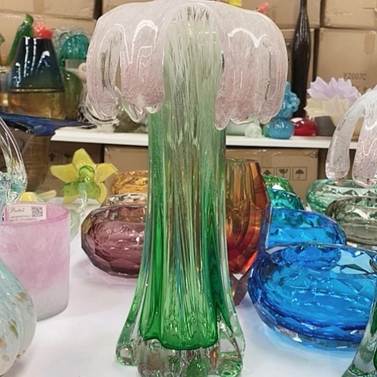 花瓶高32厘米口径6厘米