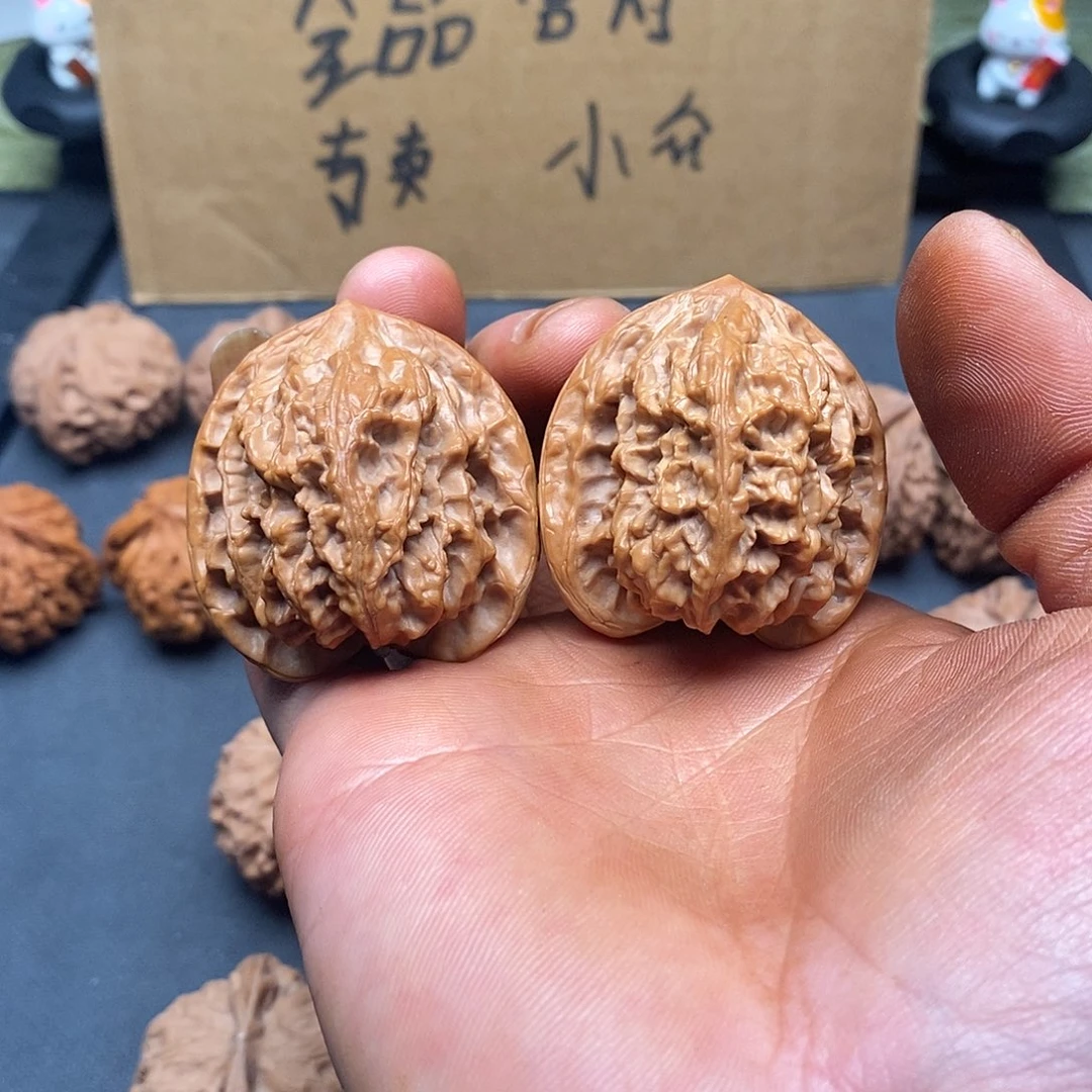 吊坠文玩核桃盘龙纹有修