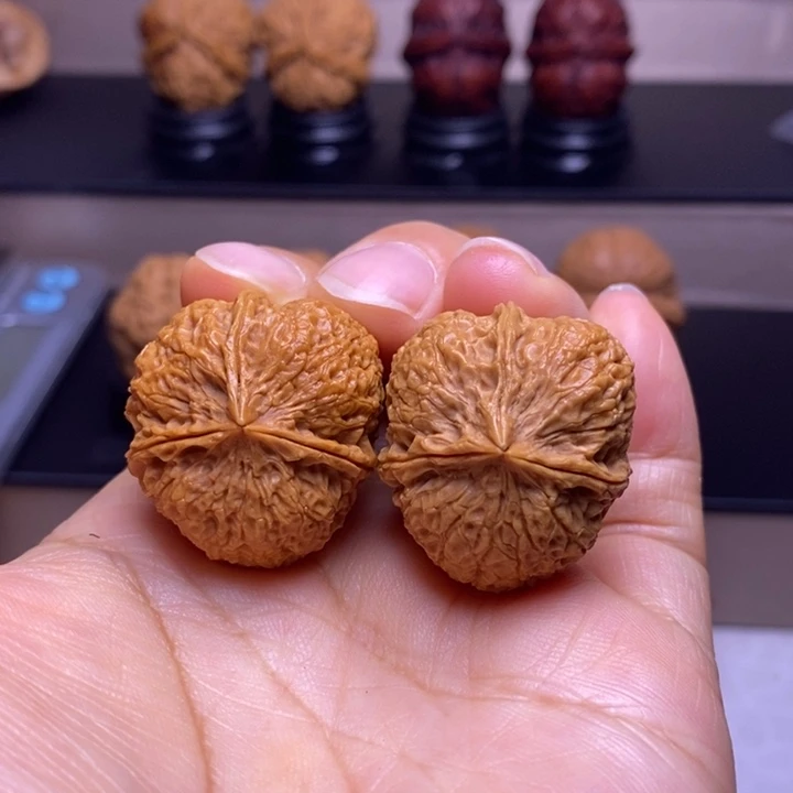 把件文玩核桃密石三楞52