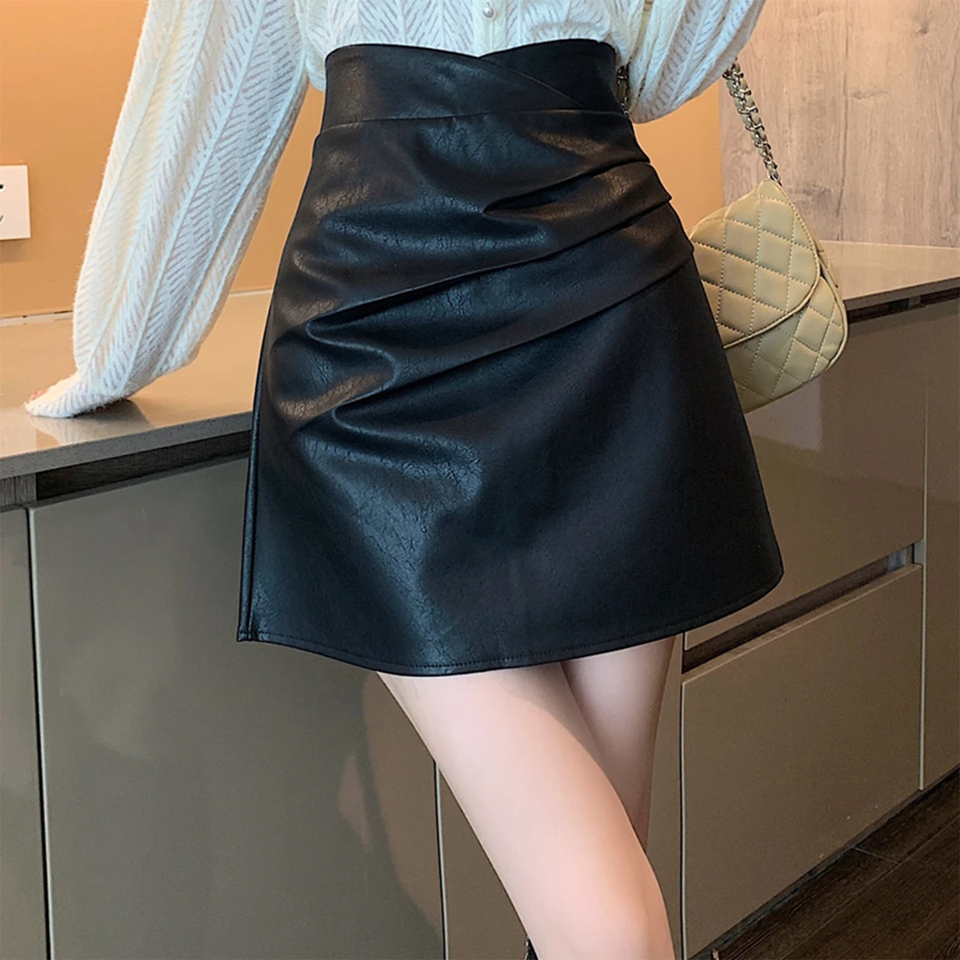 大码高级感巨好看的皮裙黑色半身短裙女秋冬胖mm高腰显瘦a字半裙