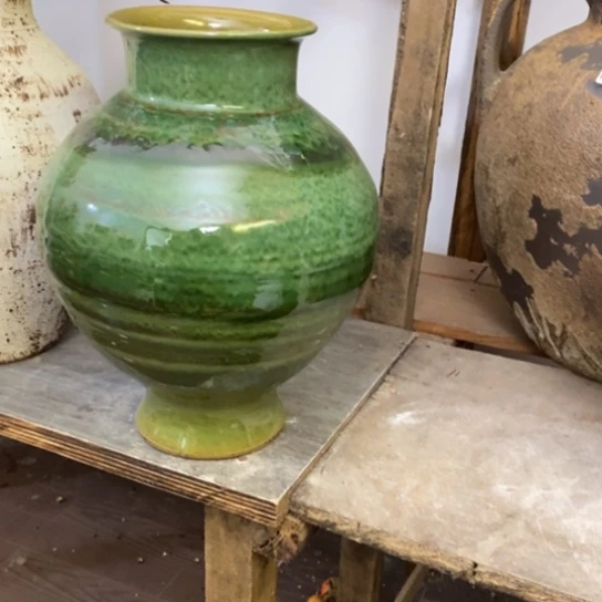 瓶高27。9.5 景德镇陶瓷