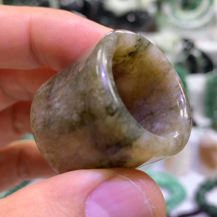 独山玉未镶嵌扳指22.6内径