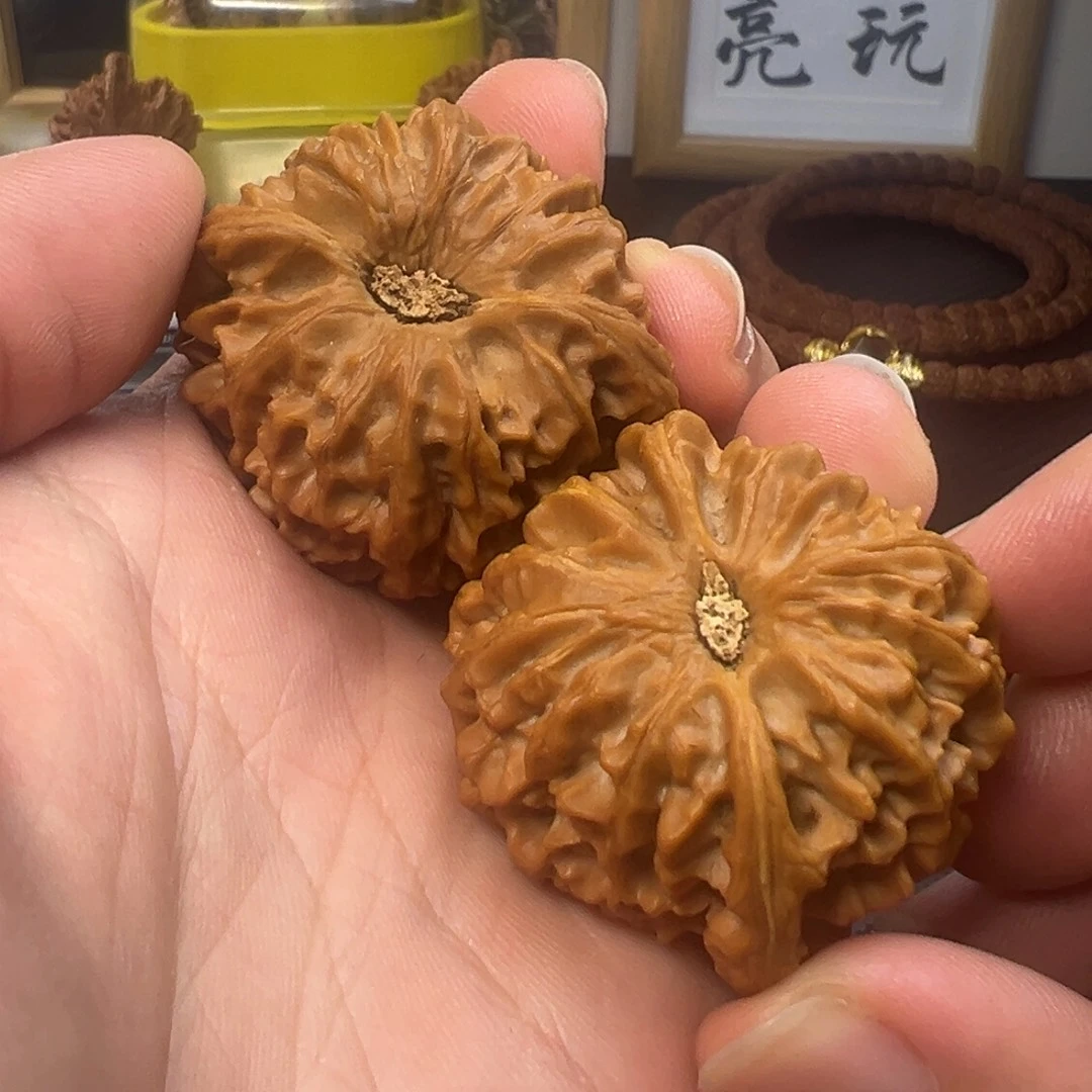 文玩核桃把件龙门涧微修