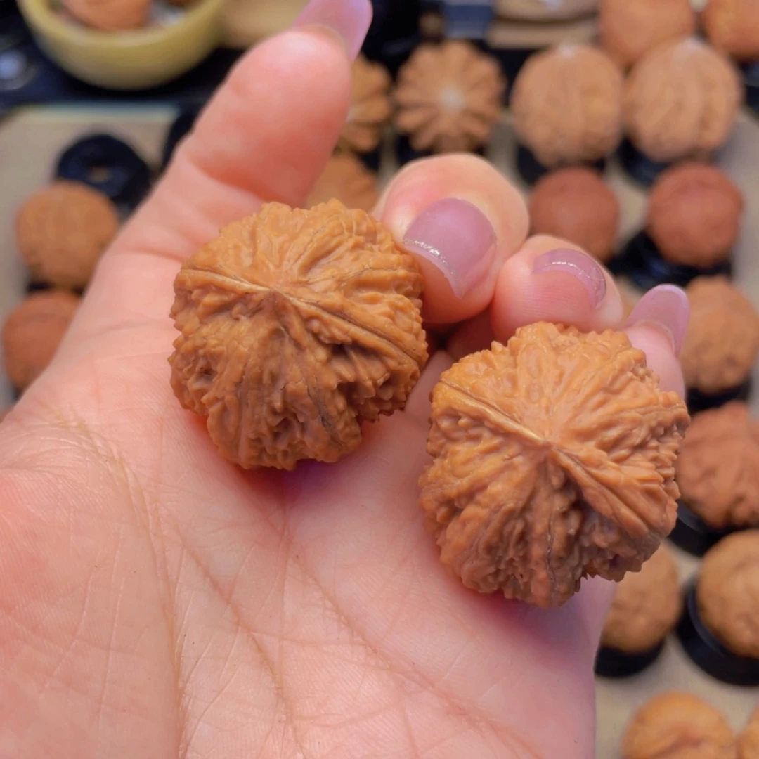 【闪购商品】吊坠文玩核桃一*甲粗筋八棱
