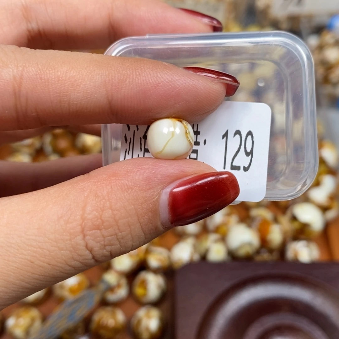 猴头核桃把件沁色圆珠老型129