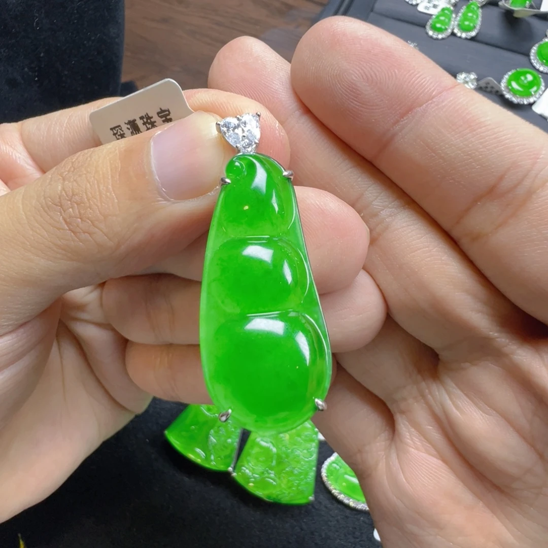 翡翠银S925镶嵌颈饰